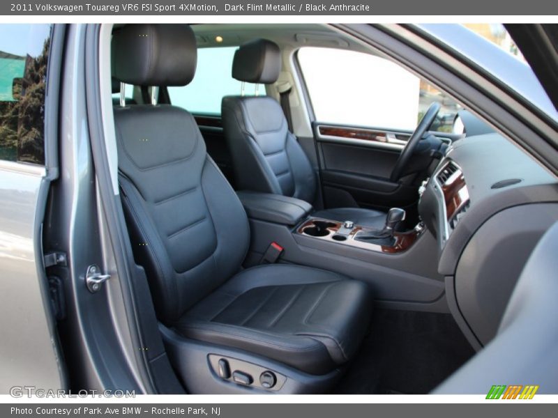 Dark Flint Metallic / Black Anthracite 2011 Volkswagen Touareg VR6 FSI Sport 4XMotion