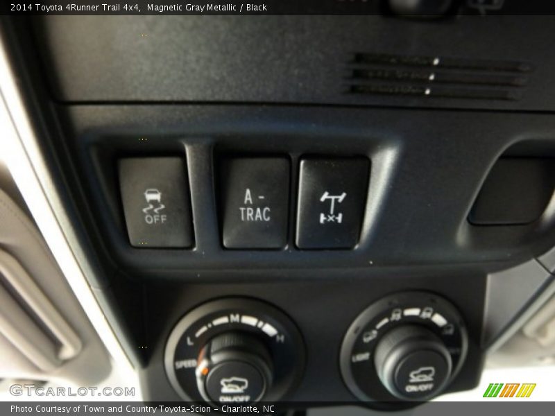 Magnetic Gray Metallic / Black 2014 Toyota 4Runner Trail 4x4