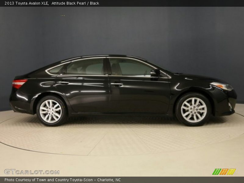 Attitude Black Pearl / Black 2013 Toyota Avalon XLE