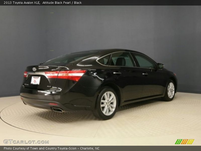 Attitude Black Pearl / Black 2013 Toyota Avalon XLE