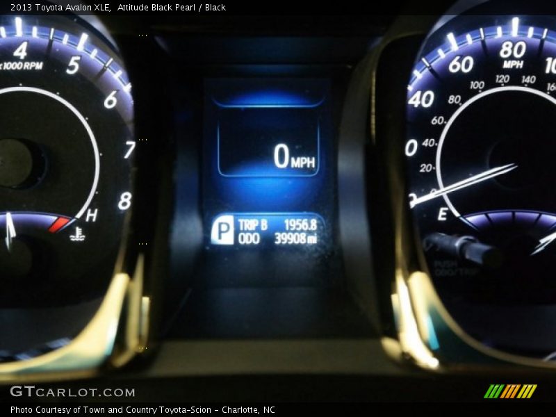 Attitude Black Pearl / Black 2013 Toyota Avalon XLE