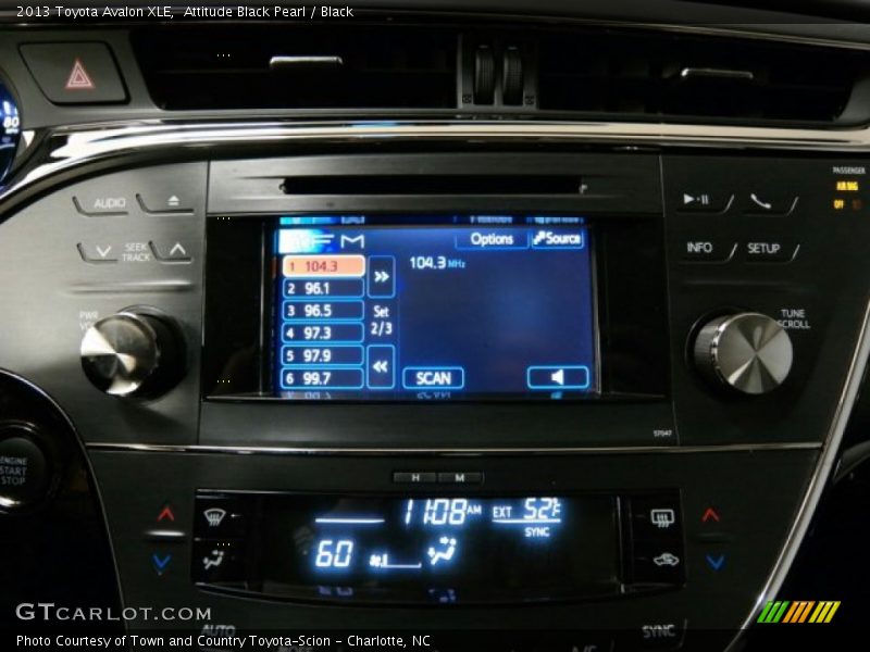 Attitude Black Pearl / Black 2013 Toyota Avalon XLE