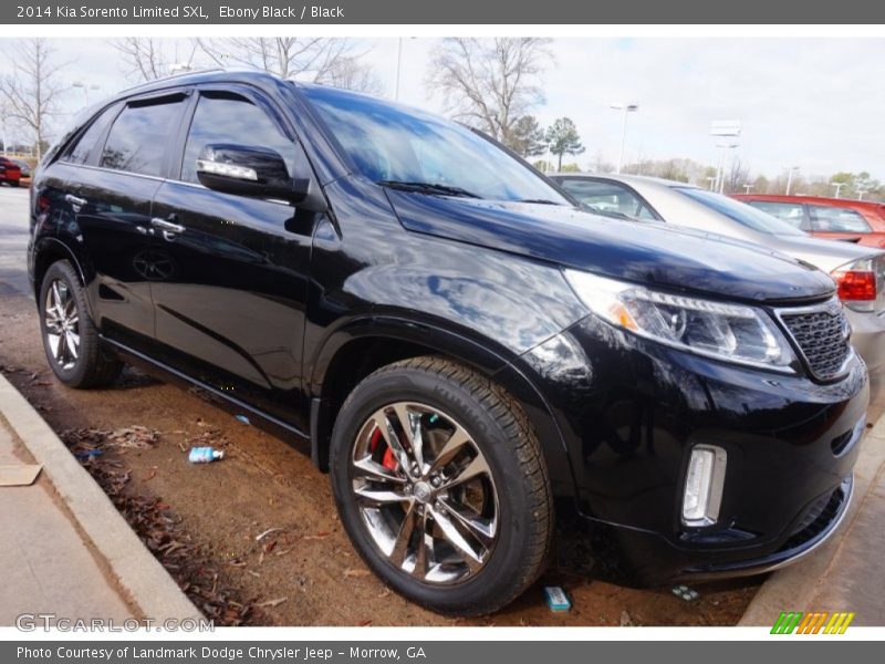 Front 3/4 View of 2014 Sorento Limited SXL