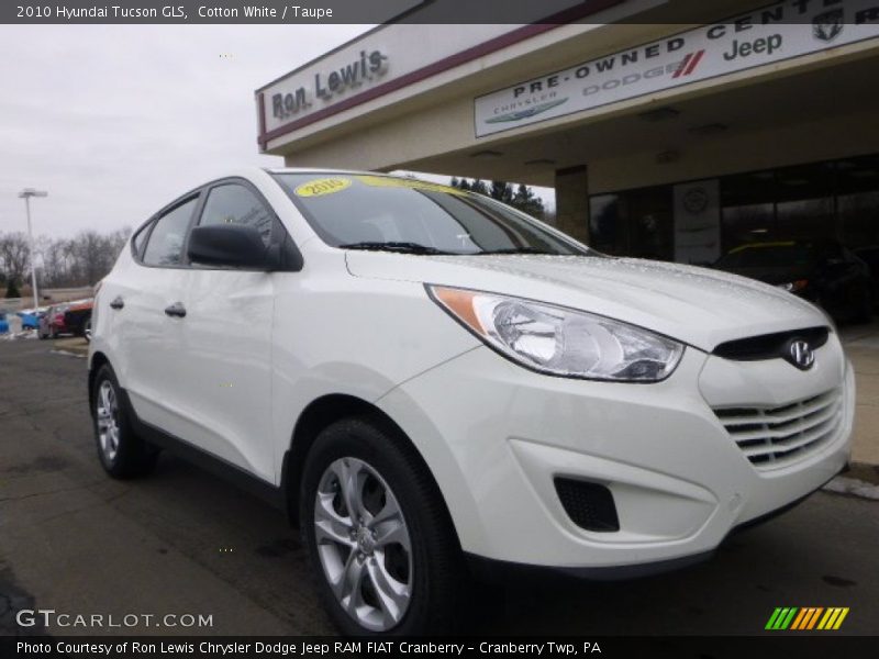 Cotton White / Taupe 2010 Hyundai Tucson GLS