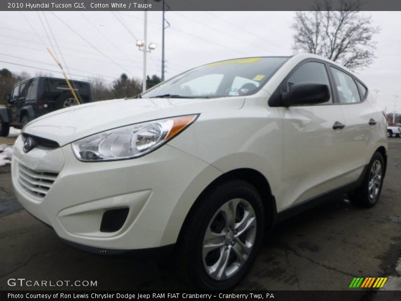Cotton White / Taupe 2010 Hyundai Tucson GLS