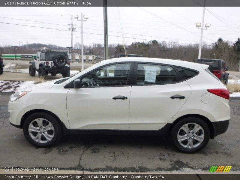 Cotton White / Taupe 2010 Hyundai Tucson GLS