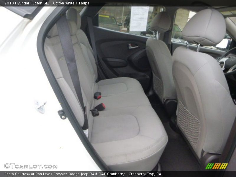 Cotton White / Taupe 2010 Hyundai Tucson GLS