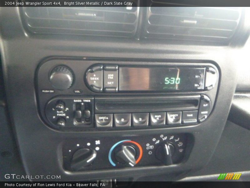 Bright Silver Metallic / Dark Slate Gray 2004 Jeep Wrangler Sport 4x4