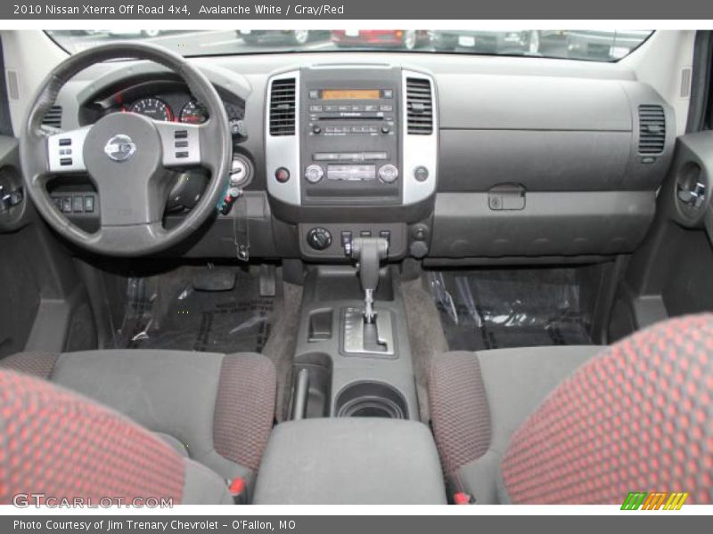 Avalanche White / Gray/Red 2010 Nissan Xterra Off Road 4x4