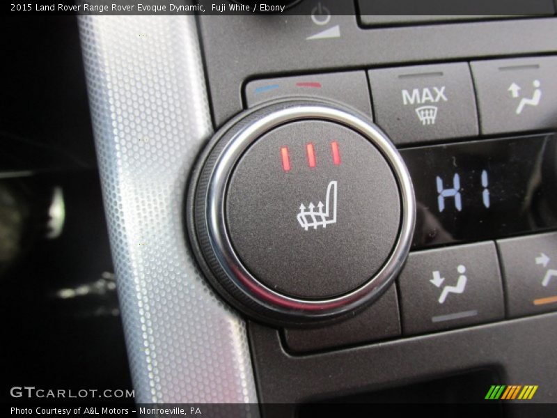 Controls of 2015 Range Rover Evoque Dynamic