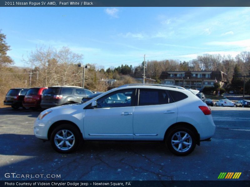 Pearl White / Black 2011 Nissan Rogue SV AWD