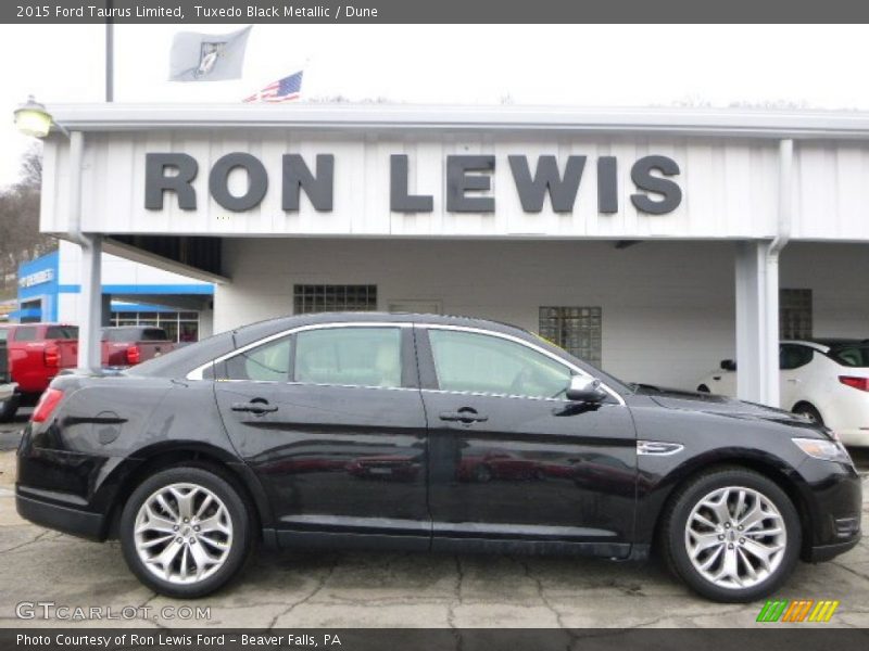 Tuxedo Black Metallic / Dune 2015 Ford Taurus Limited