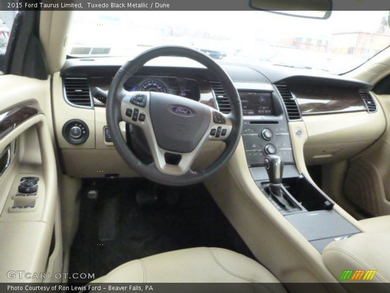 Tuxedo Black Metallic / Dune 2015 Ford Taurus Limited