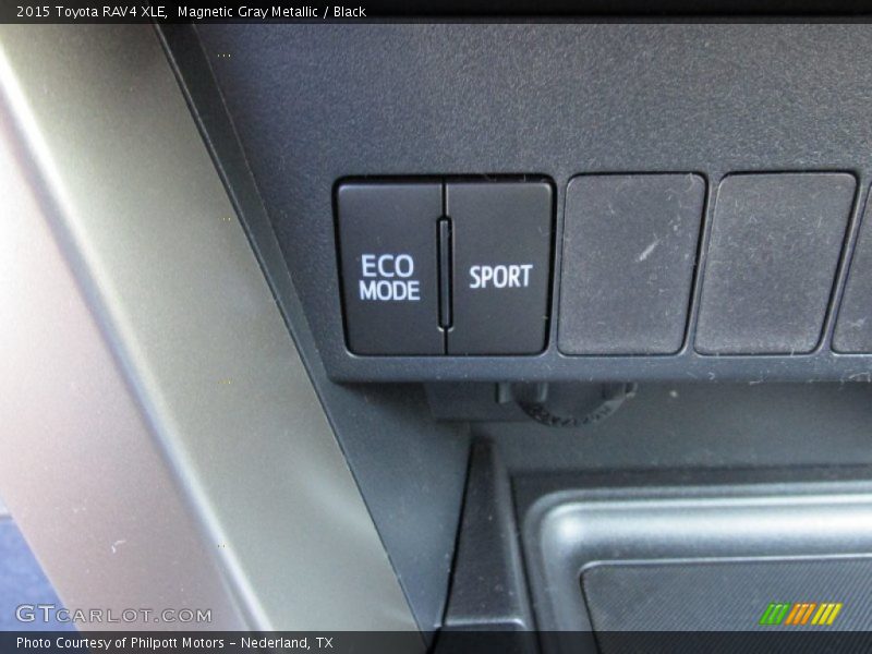 Magnetic Gray Metallic / Black 2015 Toyota RAV4 XLE