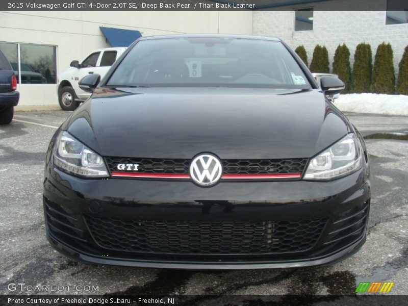 Deep Black Pearl / Titan Black Leather 2015 Volkswagen Golf GTI 4-Door 2.0T SE