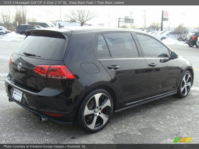 Deep Black Pearl / Titan Black Leather 2015 Volkswagen Golf GTI 4-Door 2.0T SE