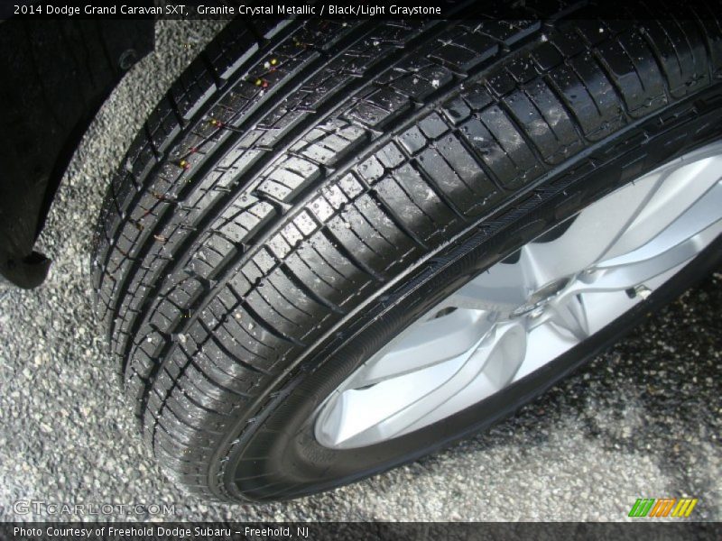 Granite Crystal Metallic / Black/Light Graystone 2014 Dodge Grand Caravan SXT