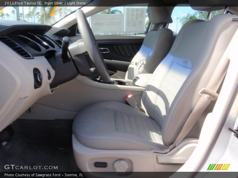 Ingot Silver / Light Stone 2011 Ford Taurus SE