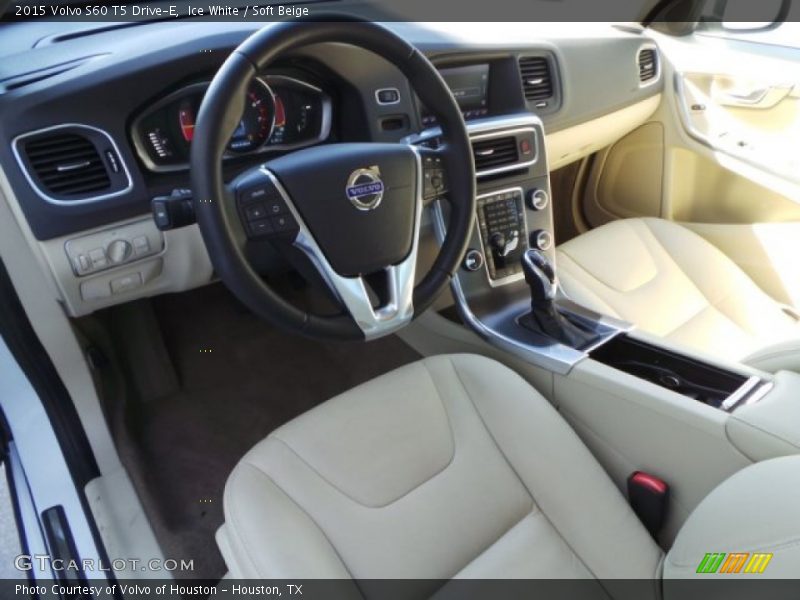 Ice White / Soft Beige 2015 Volvo S60 T5 Drive-E