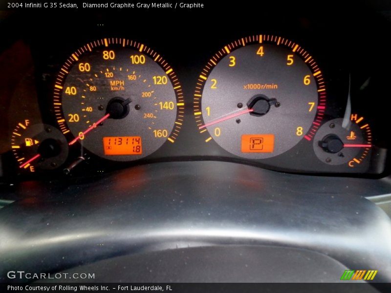 Diamond Graphite Gray Metallic / Graphite 2004 Infiniti G 35 Sedan