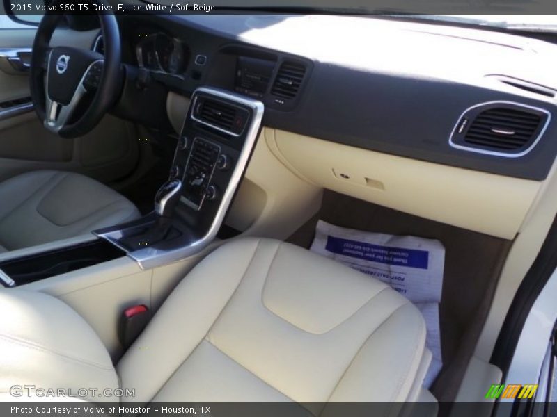 Ice White / Soft Beige 2015 Volvo S60 T5 Drive-E