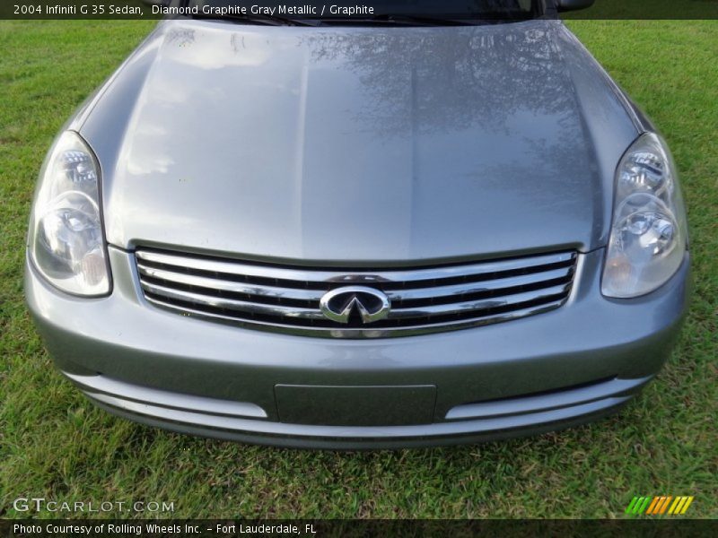 Diamond Graphite Gray Metallic / Graphite 2004 Infiniti G 35 Sedan