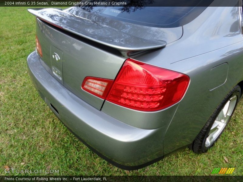 Diamond Graphite Gray Metallic / Graphite 2004 Infiniti G 35 Sedan