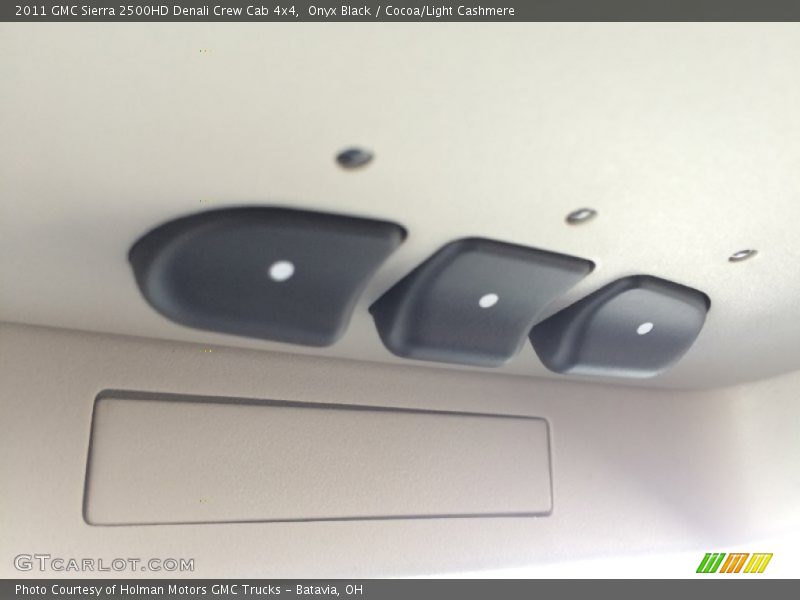 Onyx Black / Cocoa/Light Cashmere 2011 GMC Sierra 2500HD Denali Crew Cab 4x4