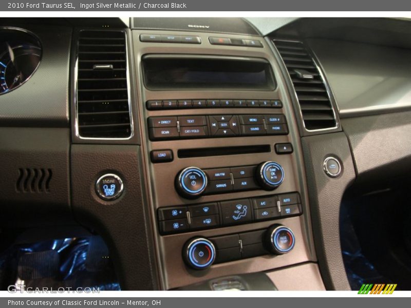 Ingot Silver Metallic / Charcoal Black 2010 Ford Taurus SEL