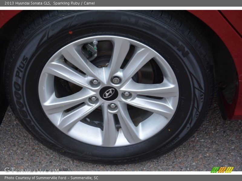 Sparkling Ruby / Camel 2013 Hyundai Sonata GLS
