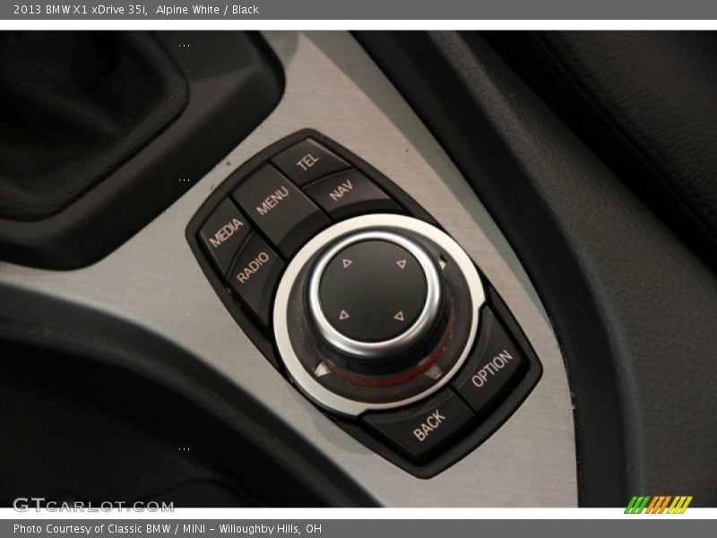 Alpine White / Black 2013 BMW X1 xDrive 35i