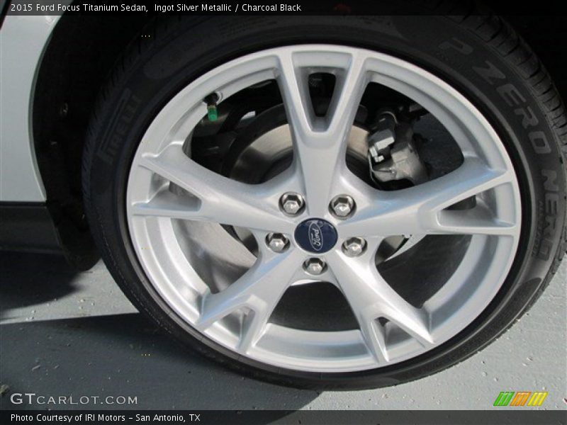  2015 Focus Titanium Sedan Wheel