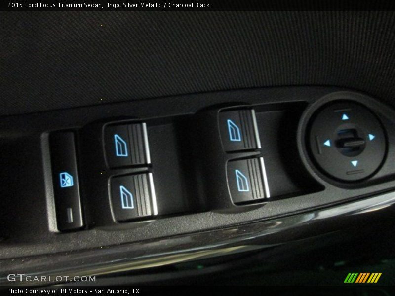 Ingot Silver Metallic / Charcoal Black 2015 Ford Focus Titanium Sedan