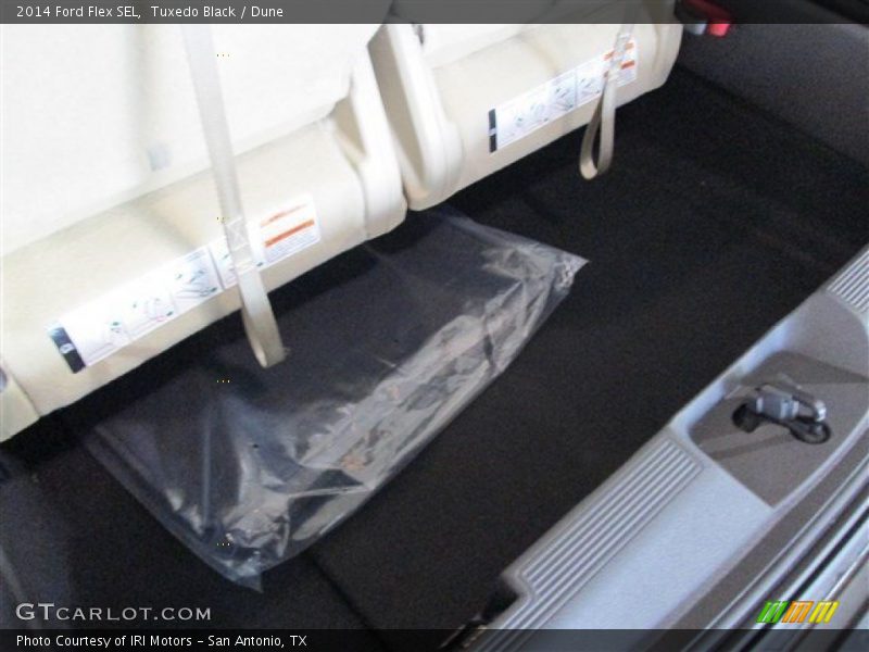 Tuxedo Black / Dune 2014 Ford Flex SEL