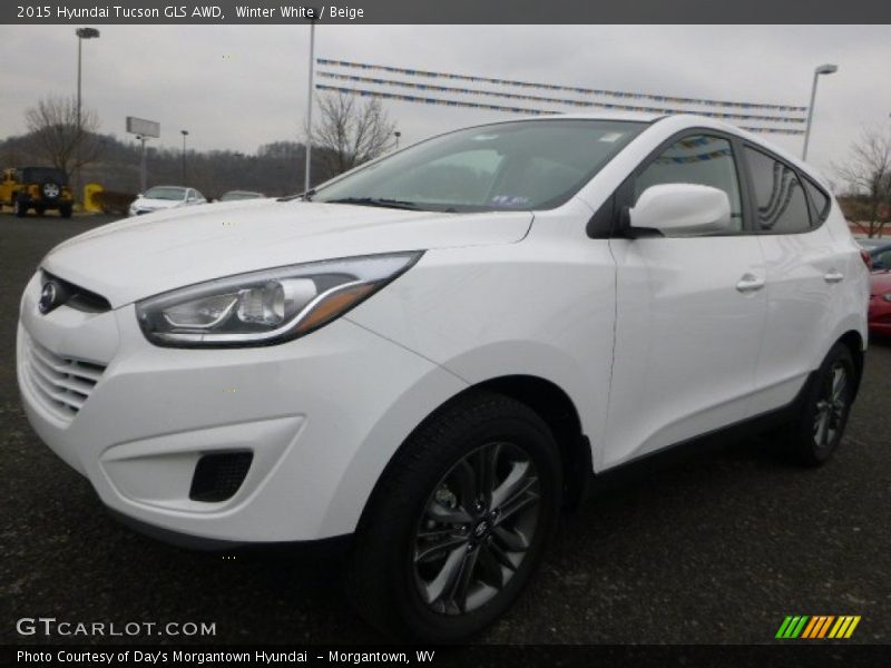 Winter White / Beige 2015 Hyundai Tucson GLS AWD