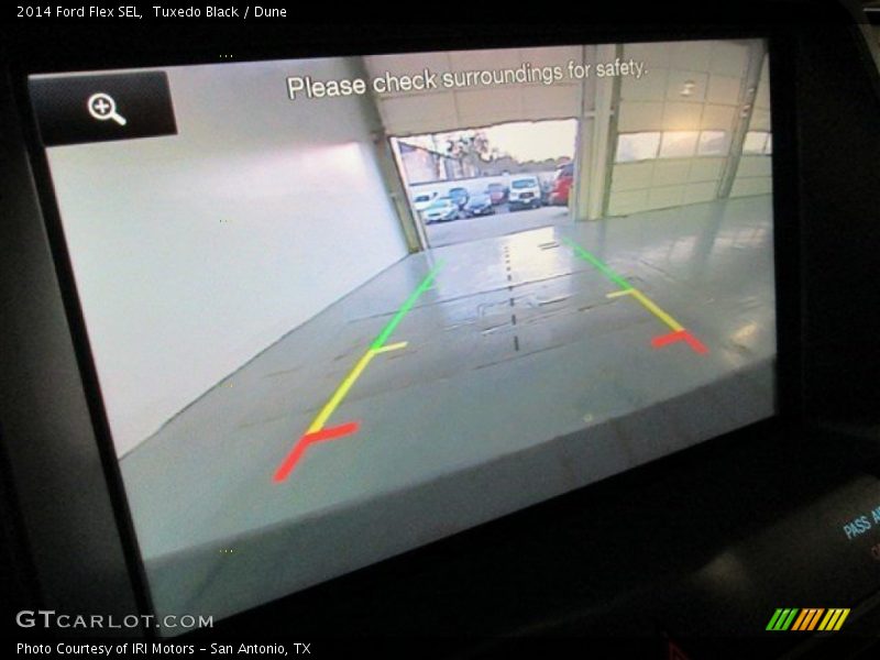 Tuxedo Black / Dune 2014 Ford Flex SEL