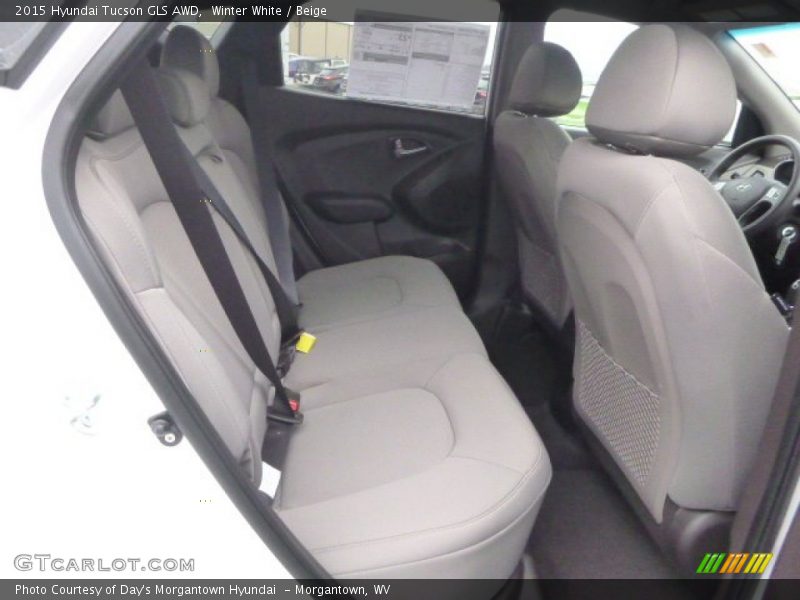 Winter White / Beige 2015 Hyundai Tucson GLS AWD
