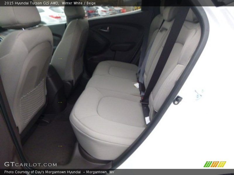 Winter White / Beige 2015 Hyundai Tucson GLS AWD