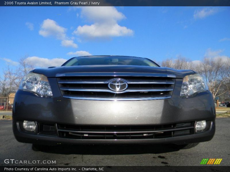 Phantom Gray Pearl / Ivory 2006 Toyota Avalon Limited