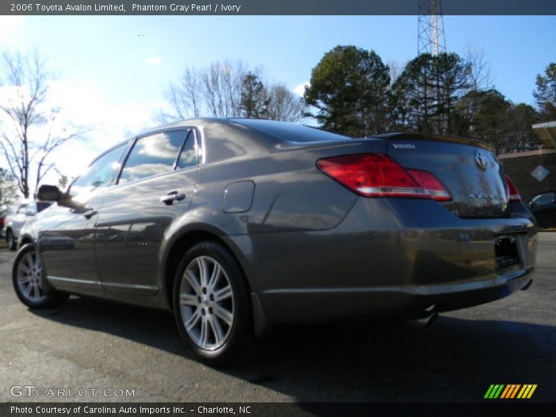 Phantom Gray Pearl / Ivory 2006 Toyota Avalon Limited