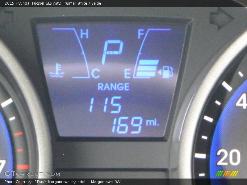 Winter White / Beige 2015 Hyundai Tucson GLS AWD