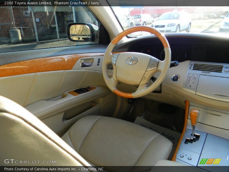 Phantom Gray Pearl / Ivory 2006 Toyota Avalon Limited