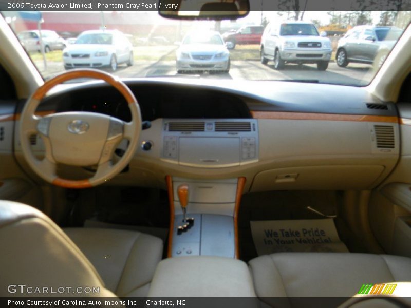 Phantom Gray Pearl / Ivory 2006 Toyota Avalon Limited