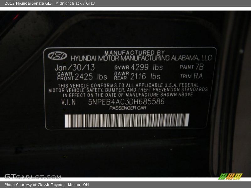 Midnight Black / Gray 2013 Hyundai Sonata GLS