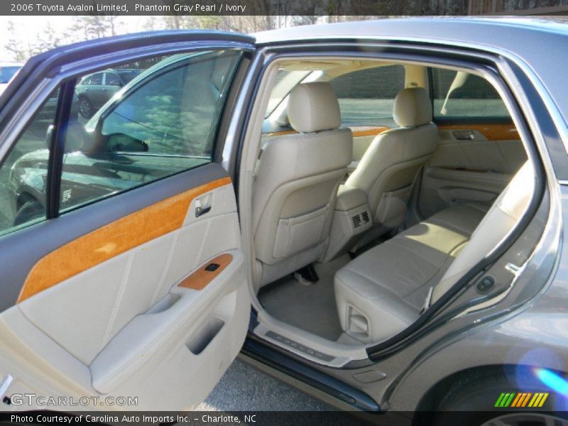 Phantom Gray Pearl / Ivory 2006 Toyota Avalon Limited