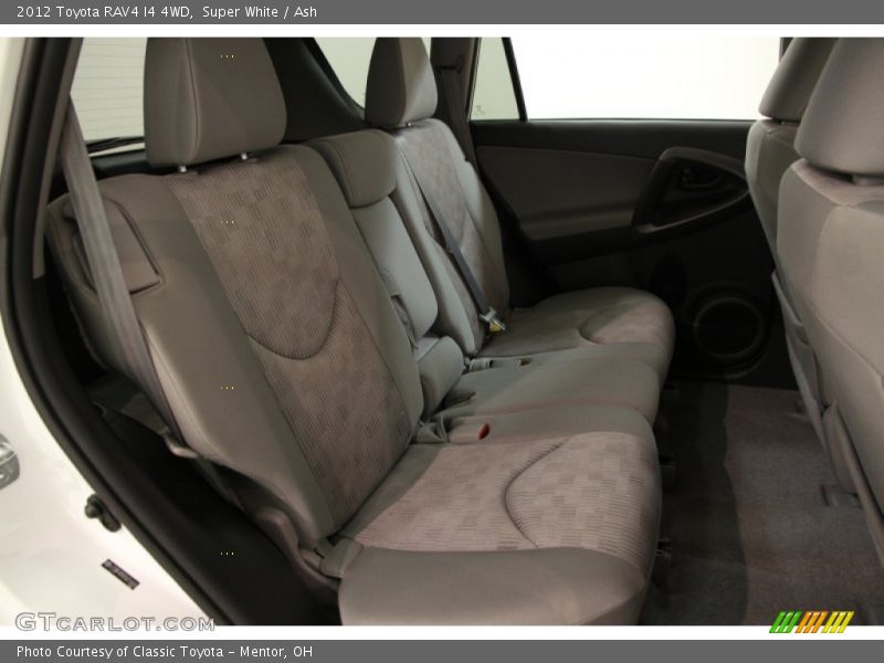 Super White / Ash 2012 Toyota RAV4 I4 4WD