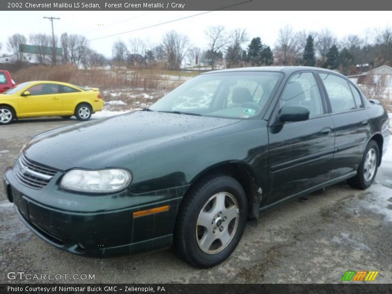 Front 3/4 View of 2002 Malibu LS Sedan
