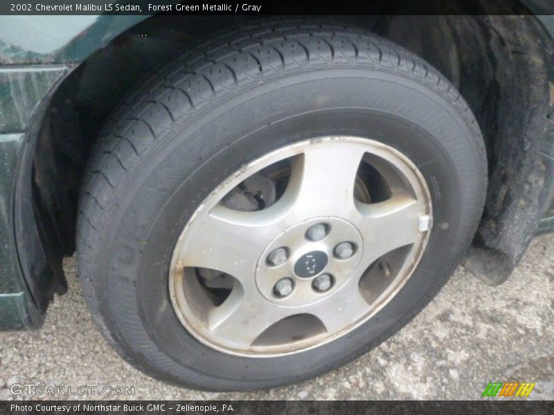 Forest Green Metallic / Gray 2002 Chevrolet Malibu LS Sedan