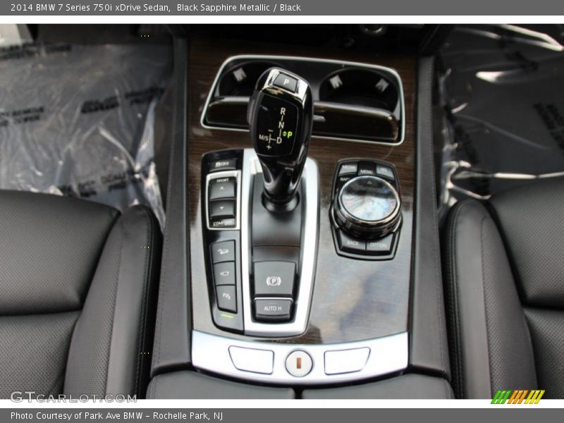  2014 7 Series 750i xDrive Sedan 8 Speed Automatic Shifter