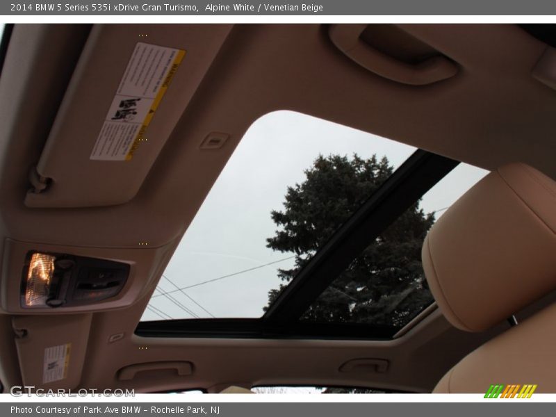 Alpine White / Venetian Beige 2014 BMW 5 Series 535i xDrive Gran Turismo